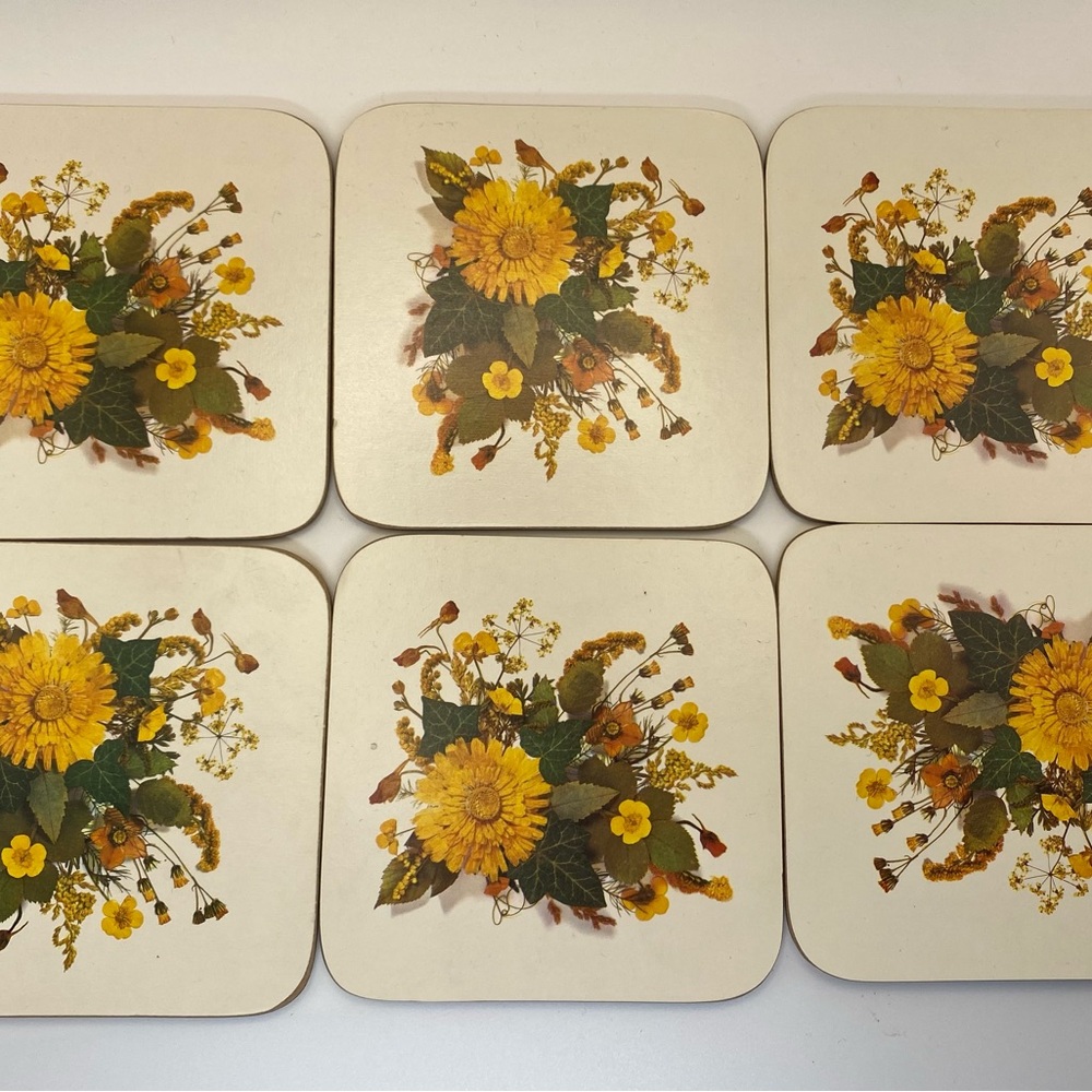 Vintage Cloverleaf floral coasters in original box